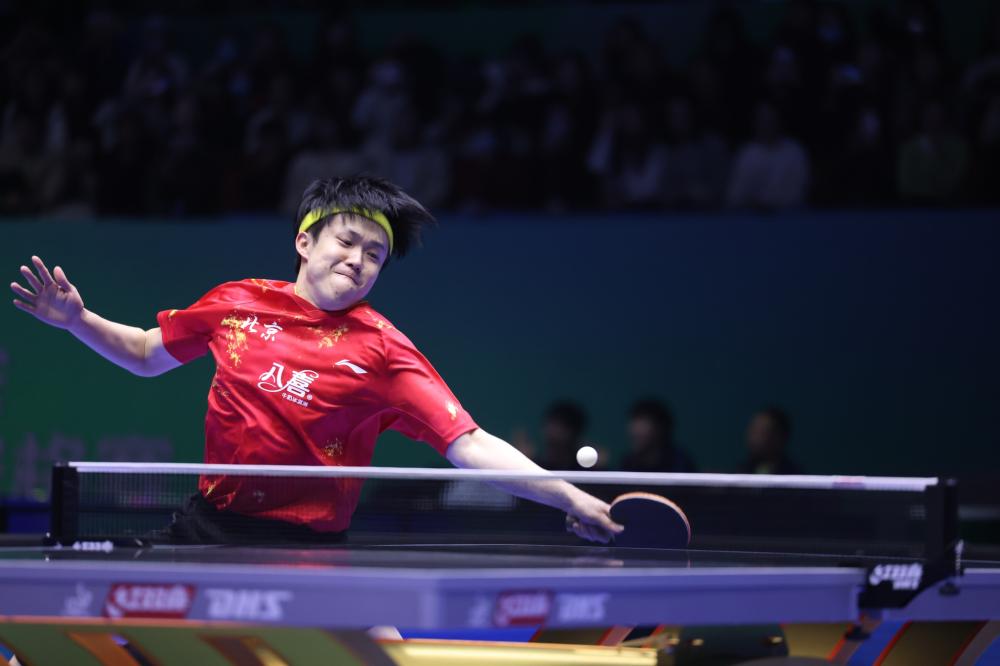 火药味！莫兰特用手狂指克莱面部，克莱怒火中烧一把甩开